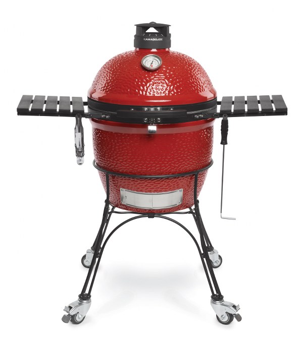 I bbq ceramici tipo kamado per le cotture con la brace